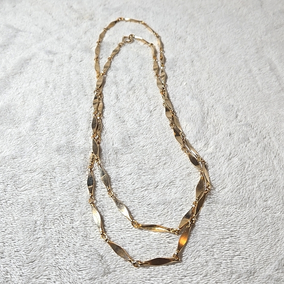#368 GOLD tone necklace - Picture 3 of 5